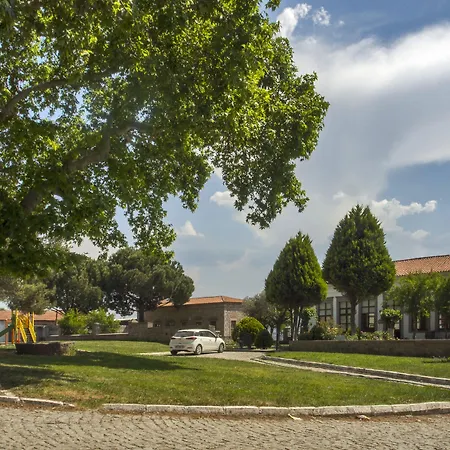 Elaia Hotel