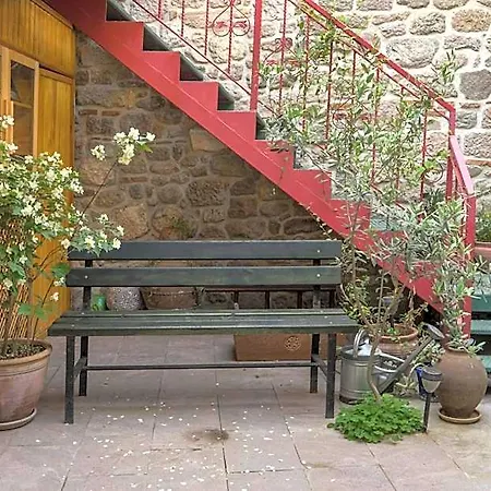 Elaia فندق